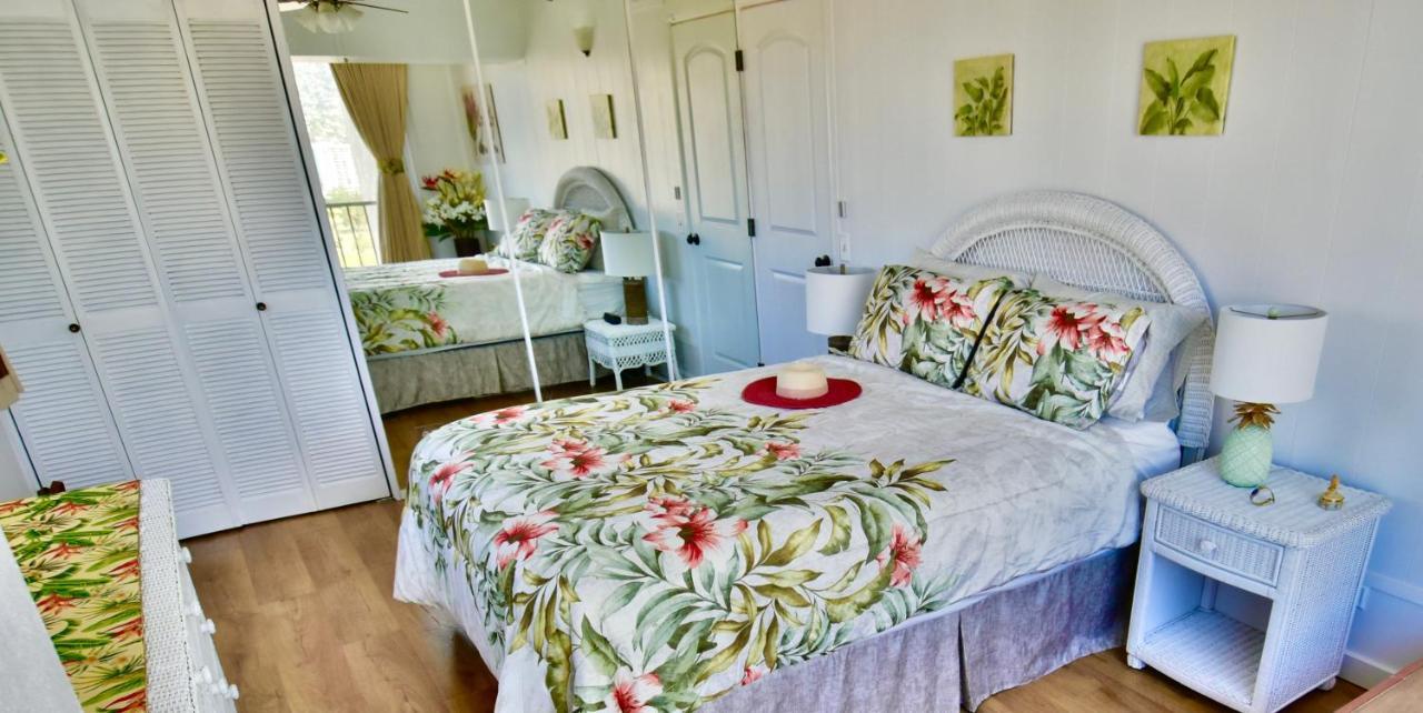 Jenny'S Pineapple Cottage Хонолулу Екстериор снимка