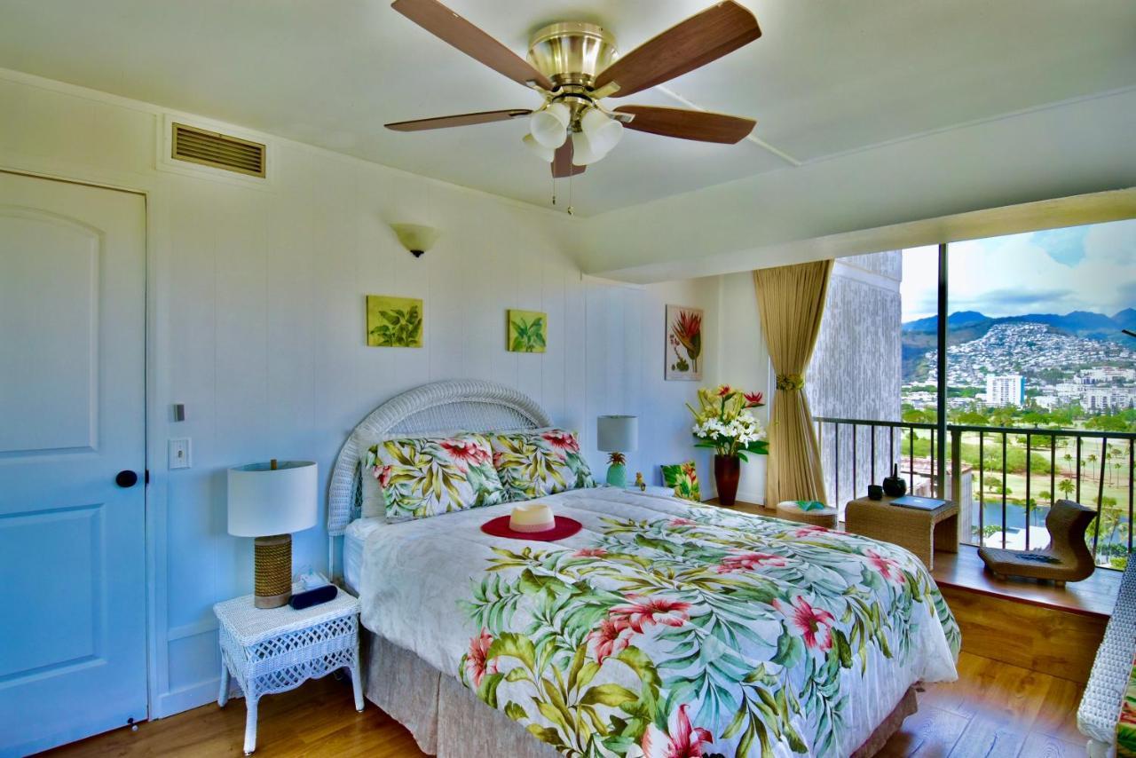 Jenny'S Pineapple Cottage Хонолулу Екстериор снимка